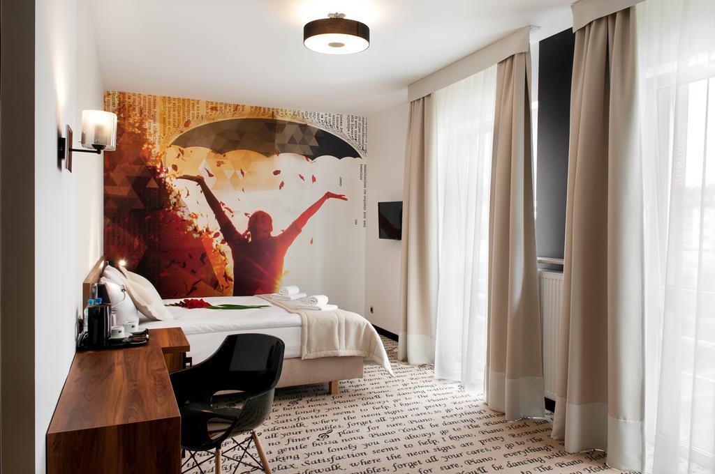 Hotel Piano Lublin Room photo